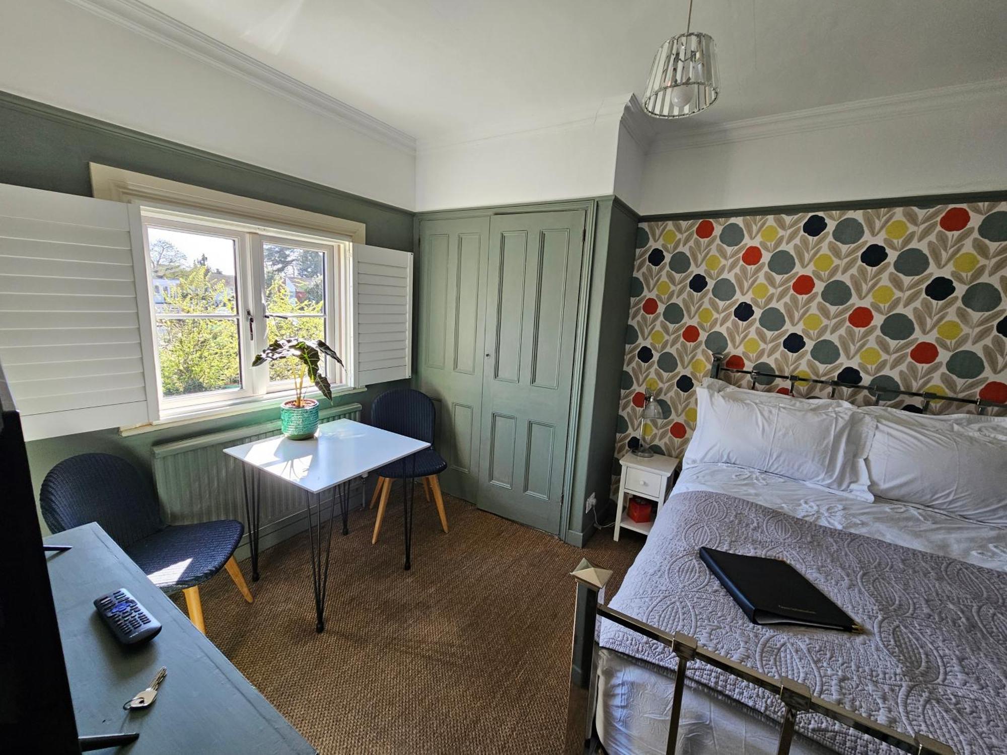 The Lodge Stanwell Buitenkant foto